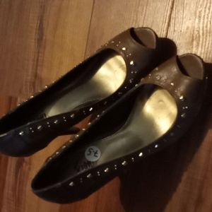 Fionni, high heel peep tout.size 7.5